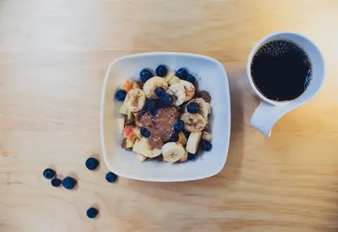 Weight loss in your 40s and the lunch at your desk